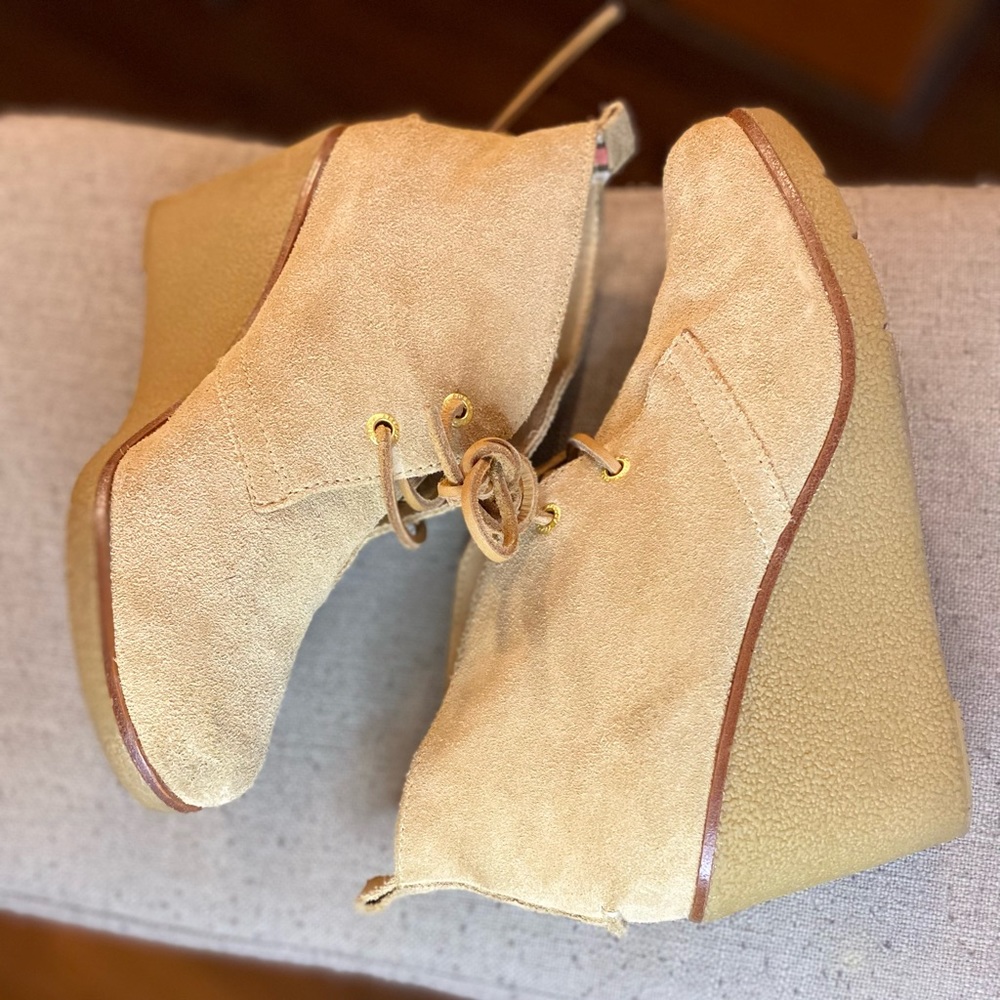 Sperry wedges size 7